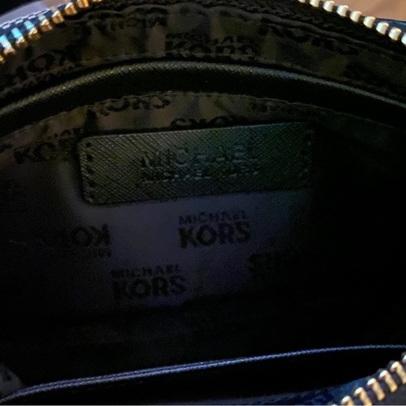 Authentic Michael Kors tote and clutch wallet mini purse black and tan - Picture 15 of 17